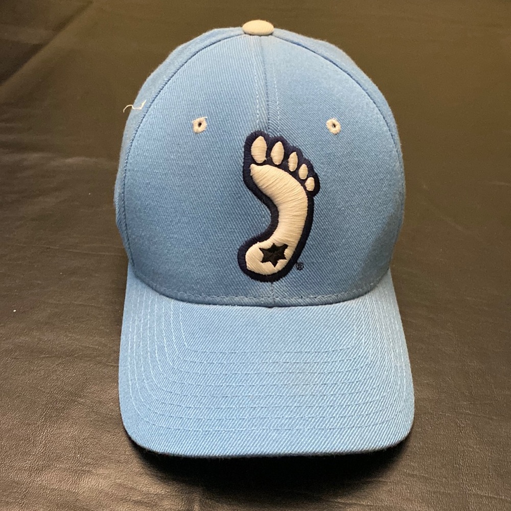 Kids UNC Tar Heels Zephyr DHS Fitted Hat-Blue 7 1/4